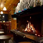 Log Tietotunturi Chalet